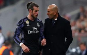  Comprar Camisetas de Futbol Real Madrid Bale y Zidane